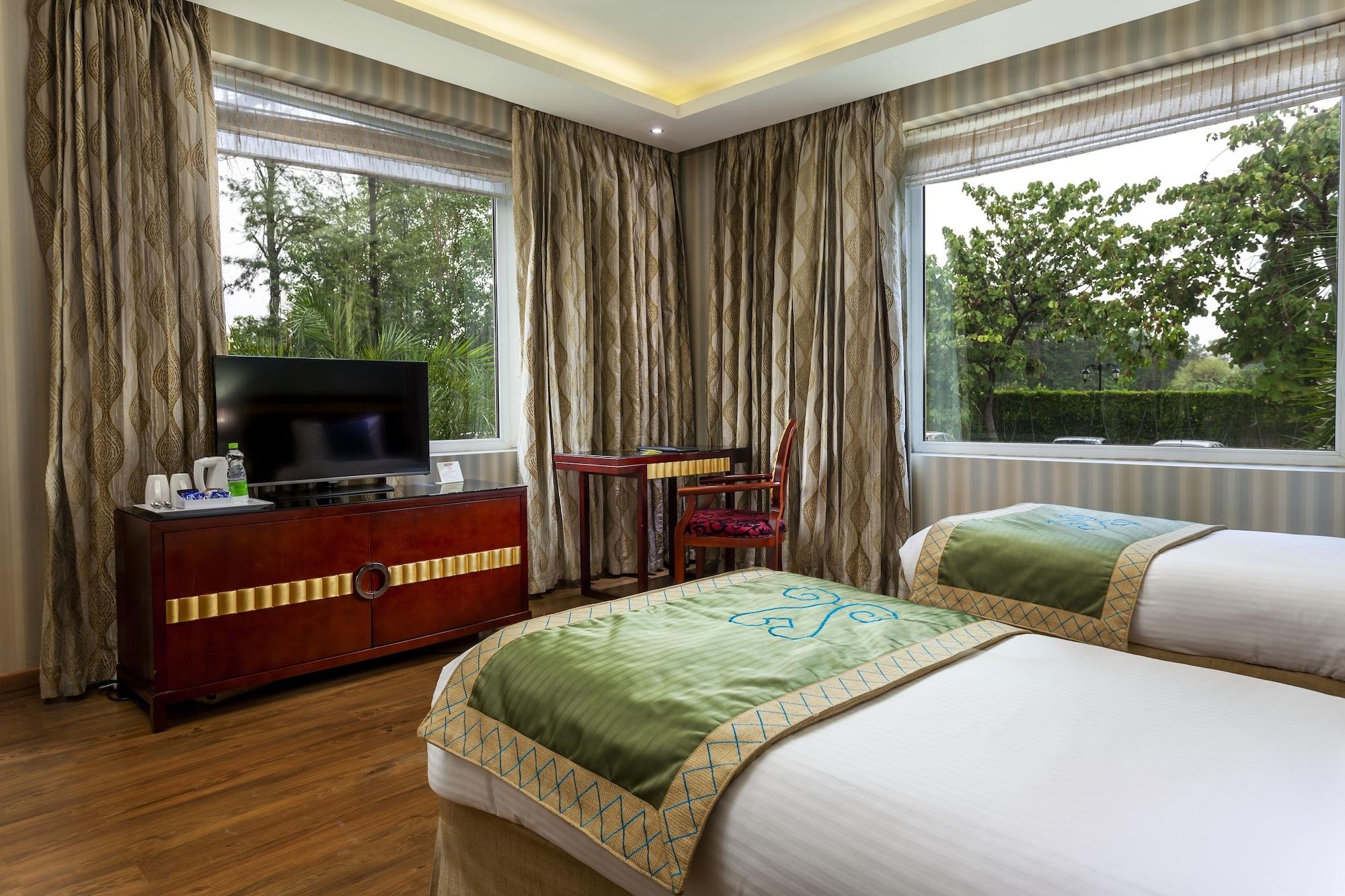 Atrio By Devam Hotel Gurgaon Exterior photo