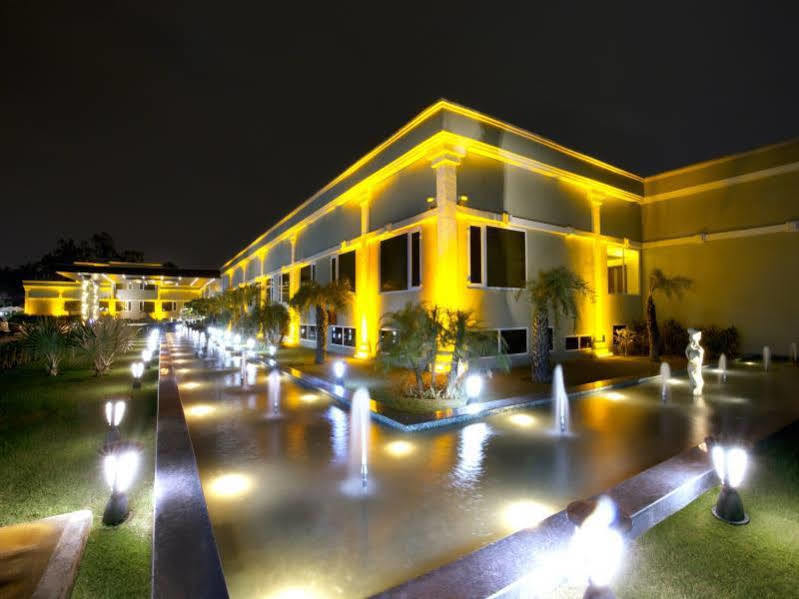 Atrio By Devam Hotel Gurgaon Exterior photo