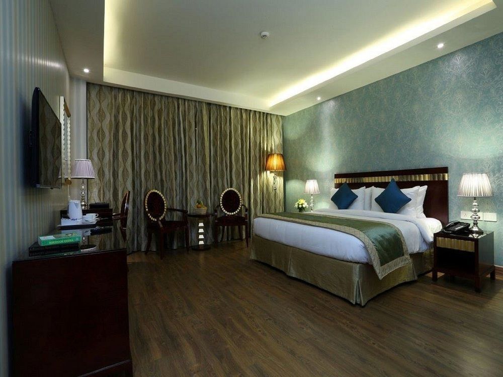 Atrio By Devam Hotel Gurgaon Exterior photo