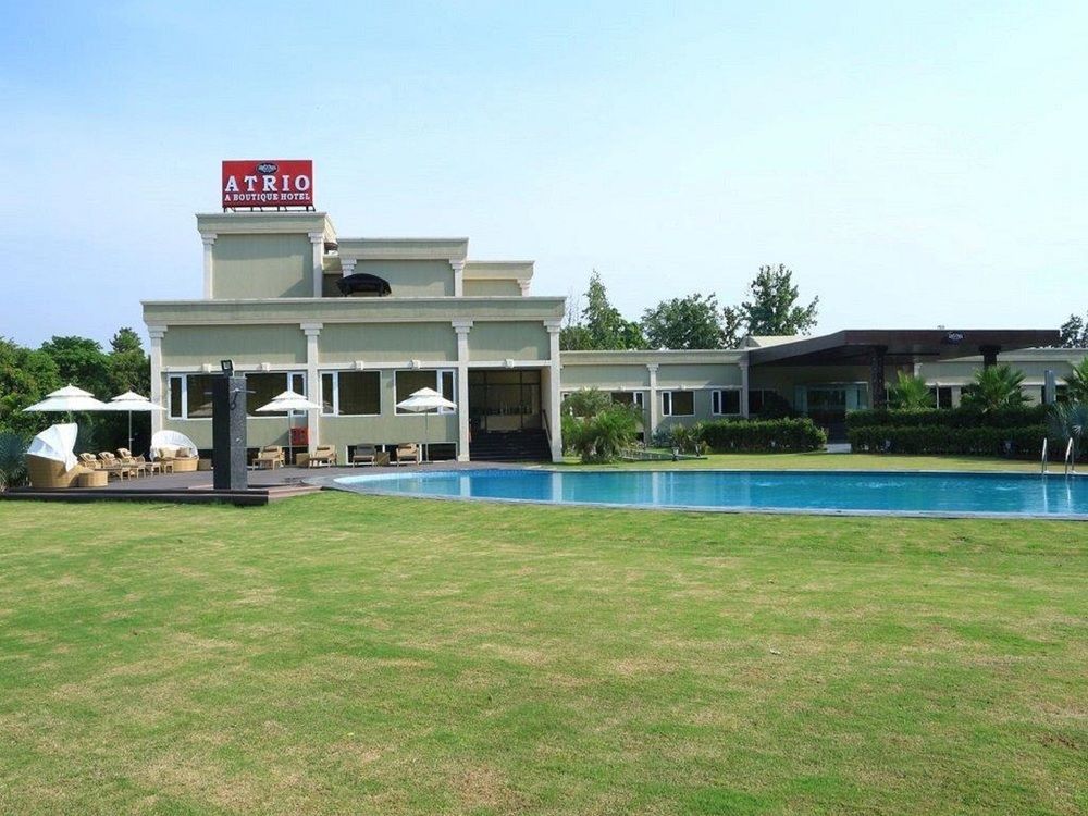 Atrio By Devam Hotel Gurgaon Exterior photo