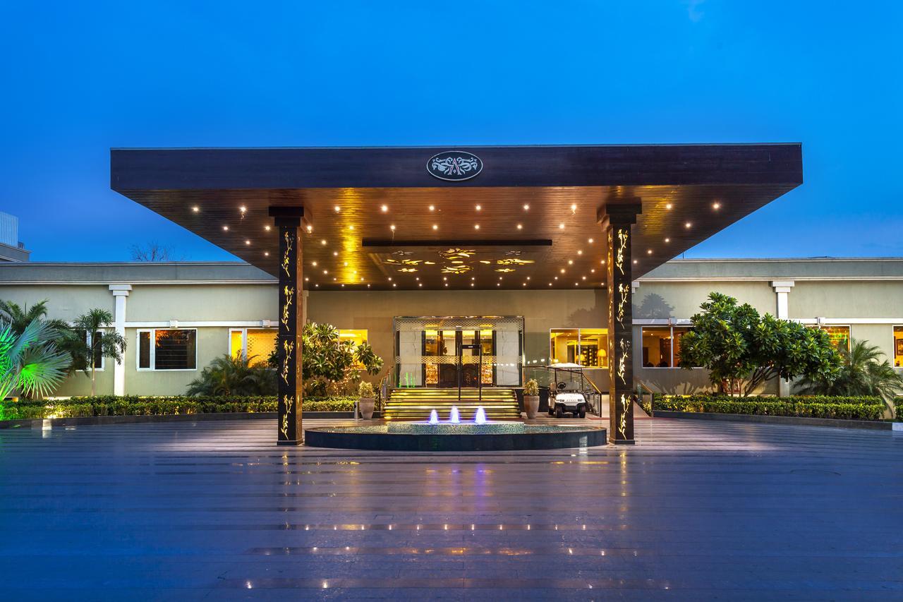 Atrio By Devam Hotel Gurgaon Exterior photo
