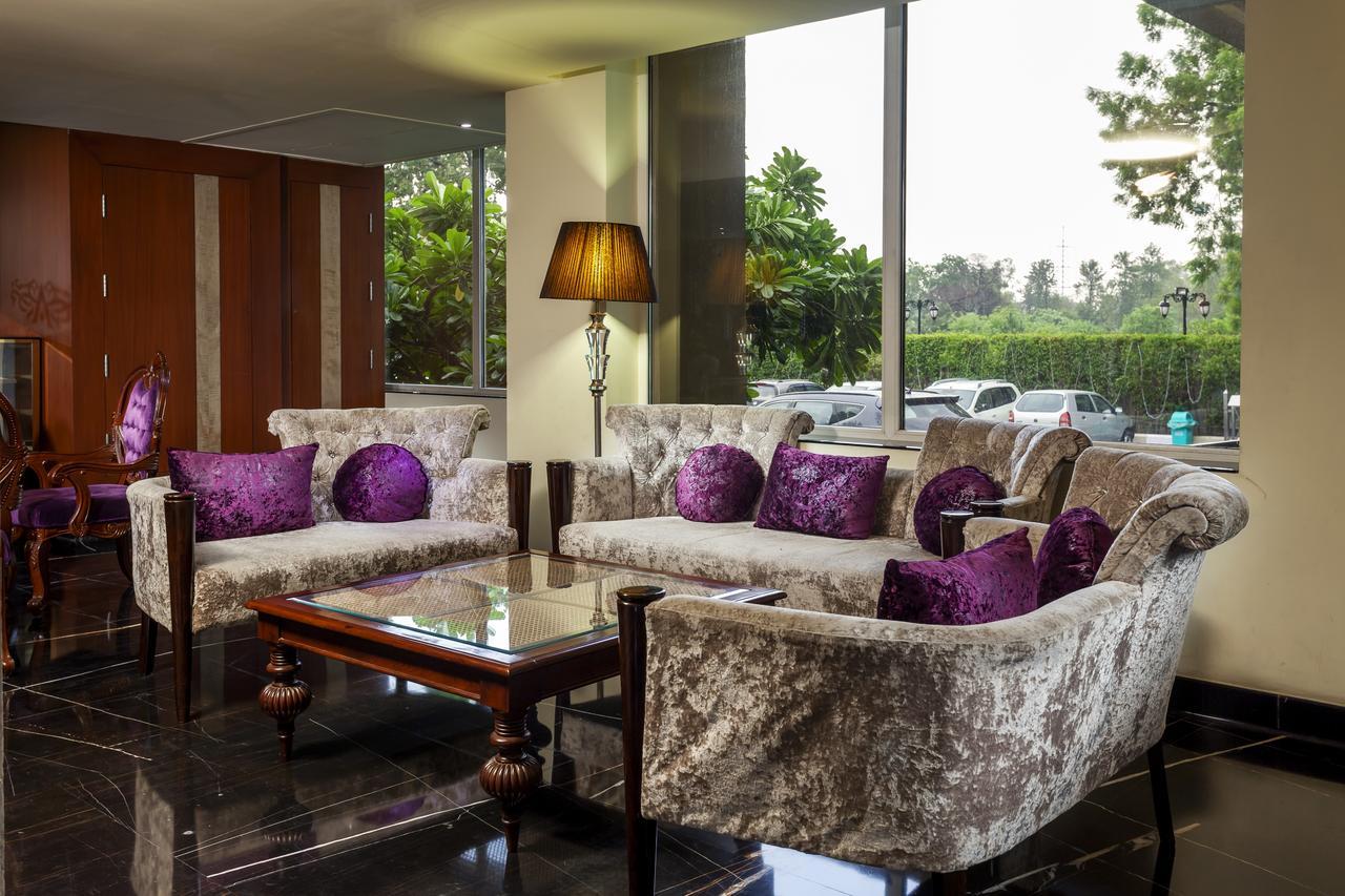 Atrio By Devam Hotel Gurgaon Exterior photo