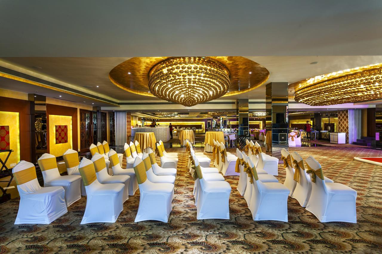 Atrio By Devam Hotel Gurgaon Exterior photo